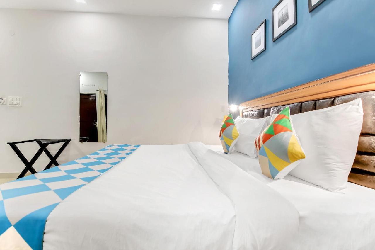 Oyo Home 64106 Comfortable Stay Νέο Δελχί Εξωτερικό φωτογραφία