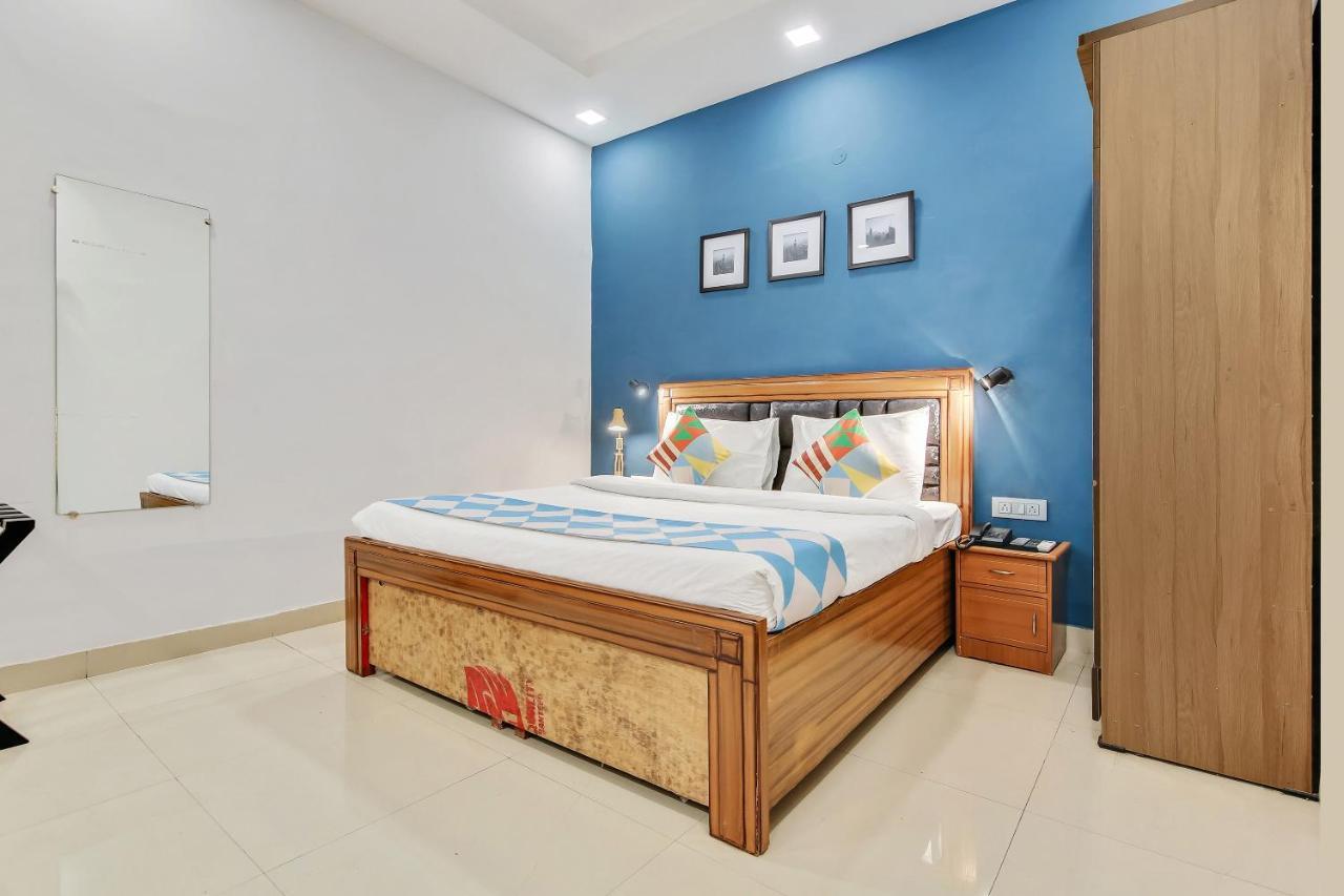 Oyo Home 64106 Comfortable Stay Νέο Δελχί Εξωτερικό φωτογραφία